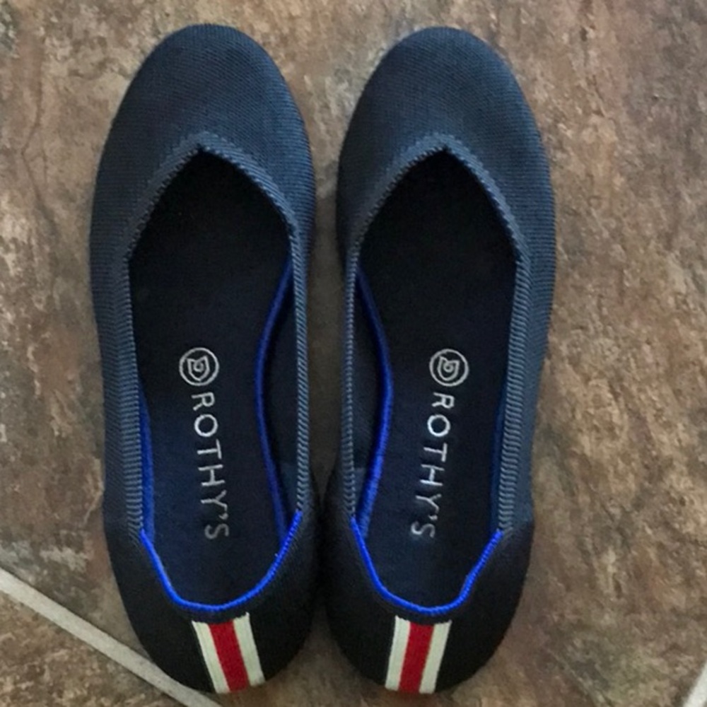 Rothy’s charcoal gray racing stripe flats 9.5 retired